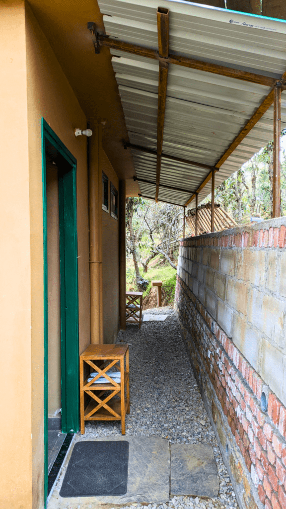 Entrance alley to the Mrida rooms